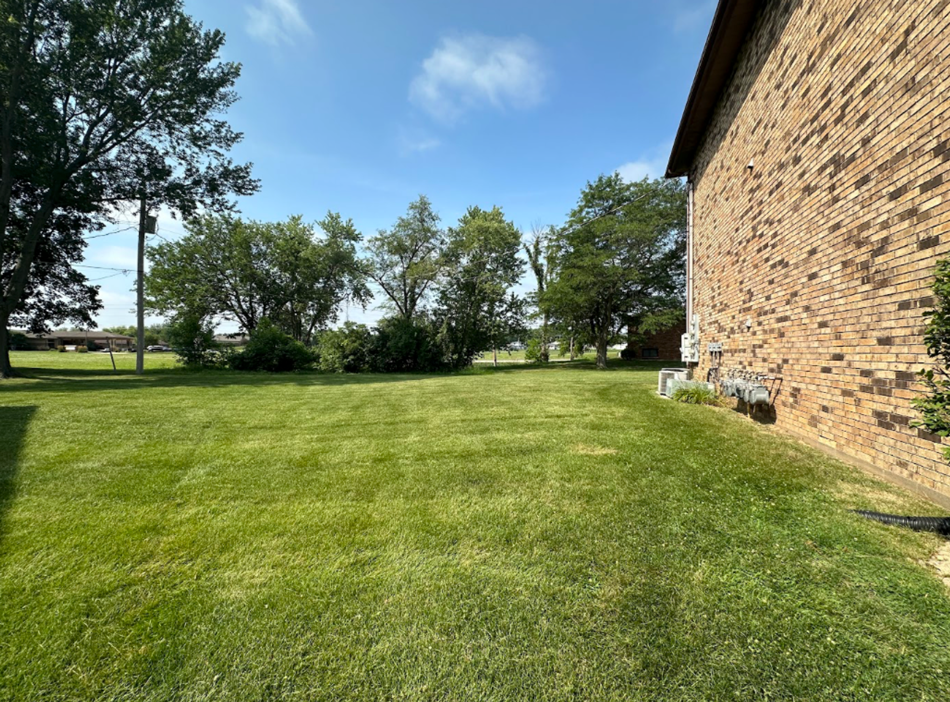 1 Bedroom/1 Bathroom for Rent - Silvis, IL 8 of 12