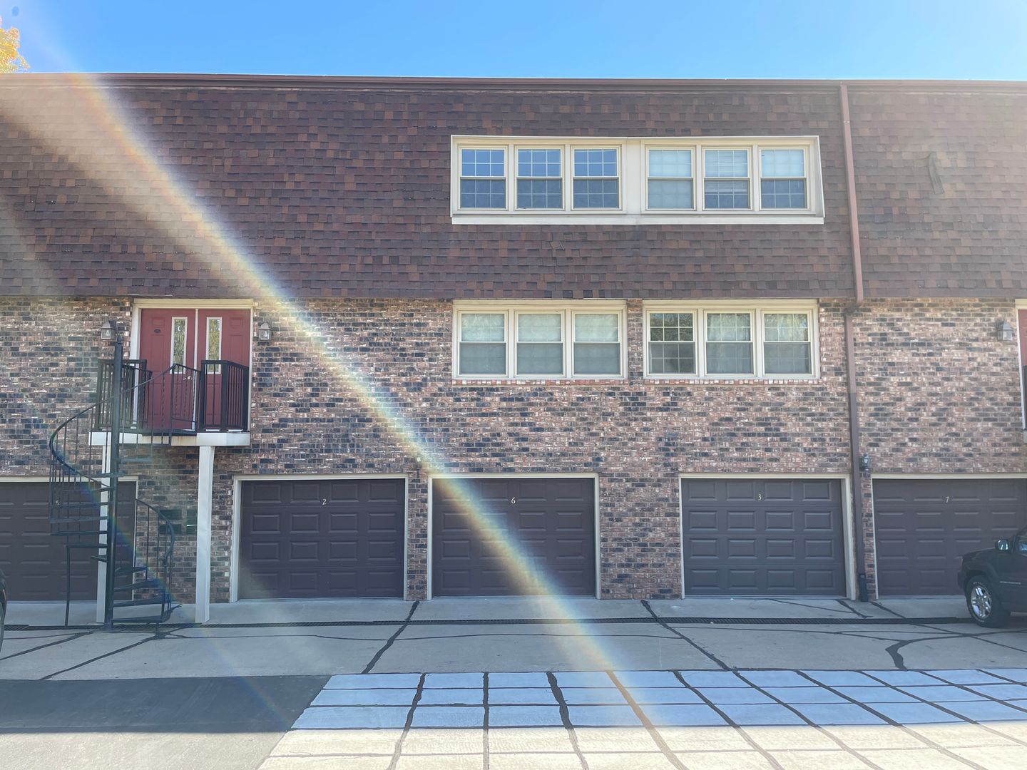 Clinton Apartment: 508,516,517 Oakhurst Dr