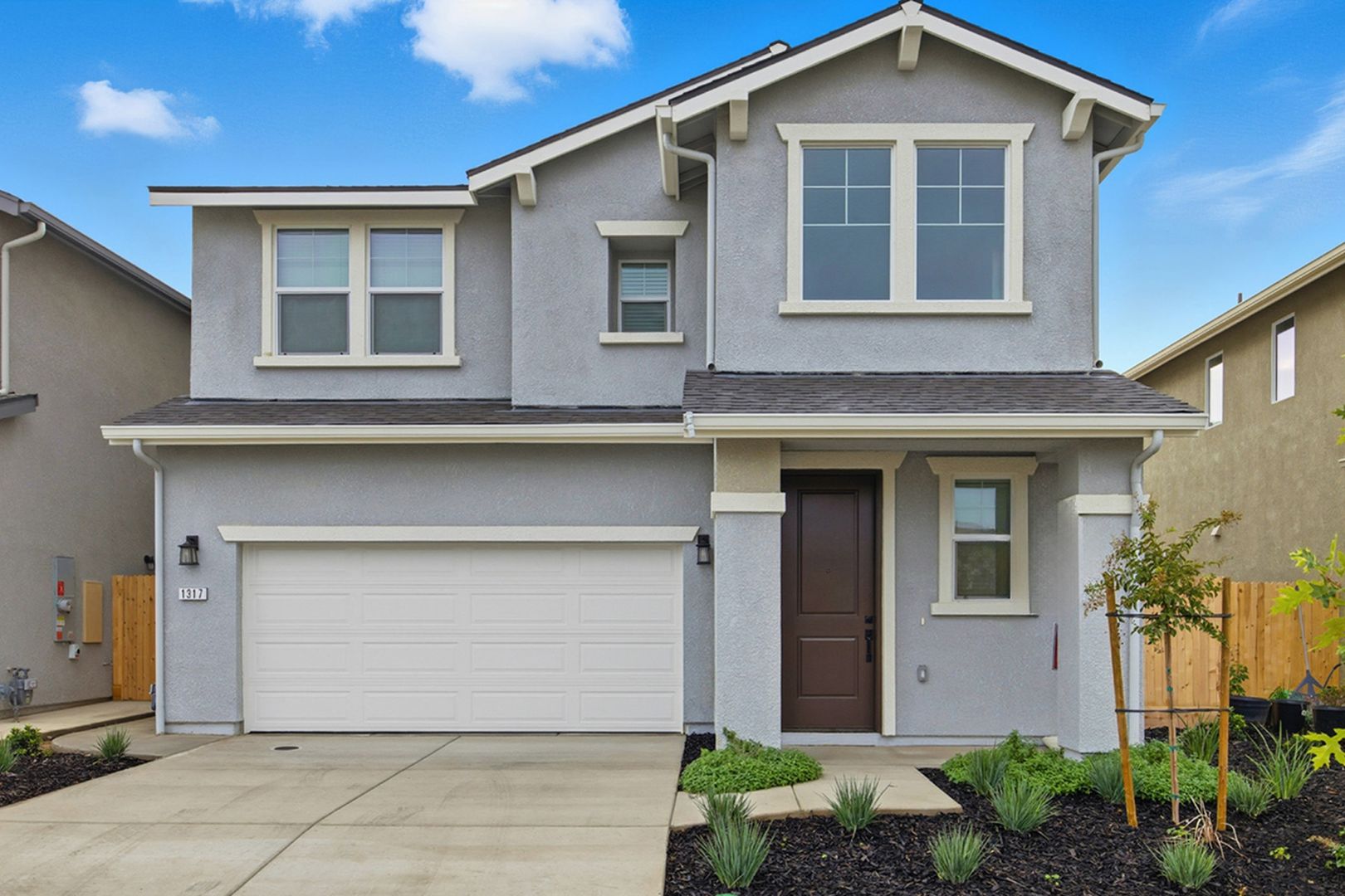 Visalia House: 1317 W. Sedona Ave