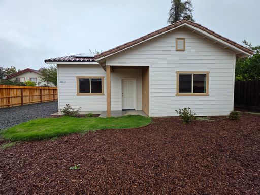 2020 E. Seeger Ave – photo 1