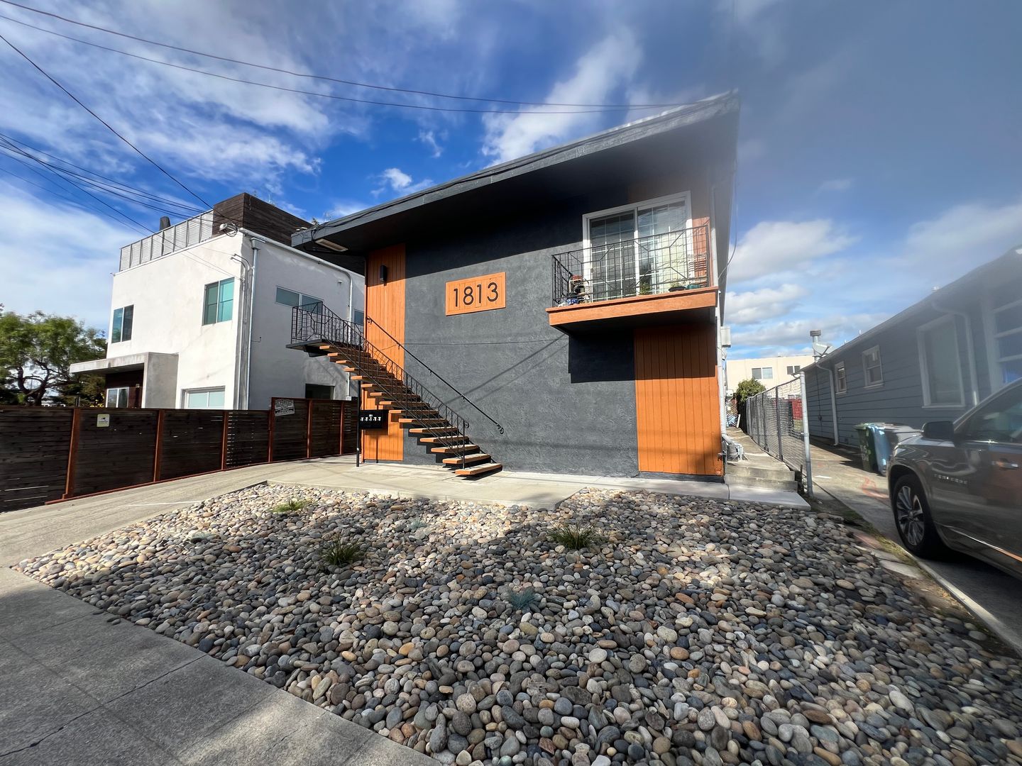 Berkeley Apartment: 1813 63rd St