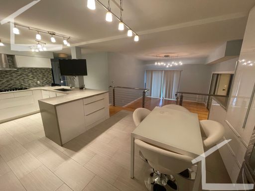 Amazing two bedroom, pool, parking, amazing kitchen, dining and living room