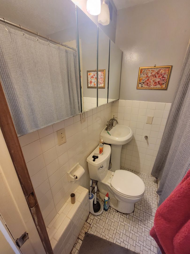 Minneapolis Apartment: 2701 Delaware St SE