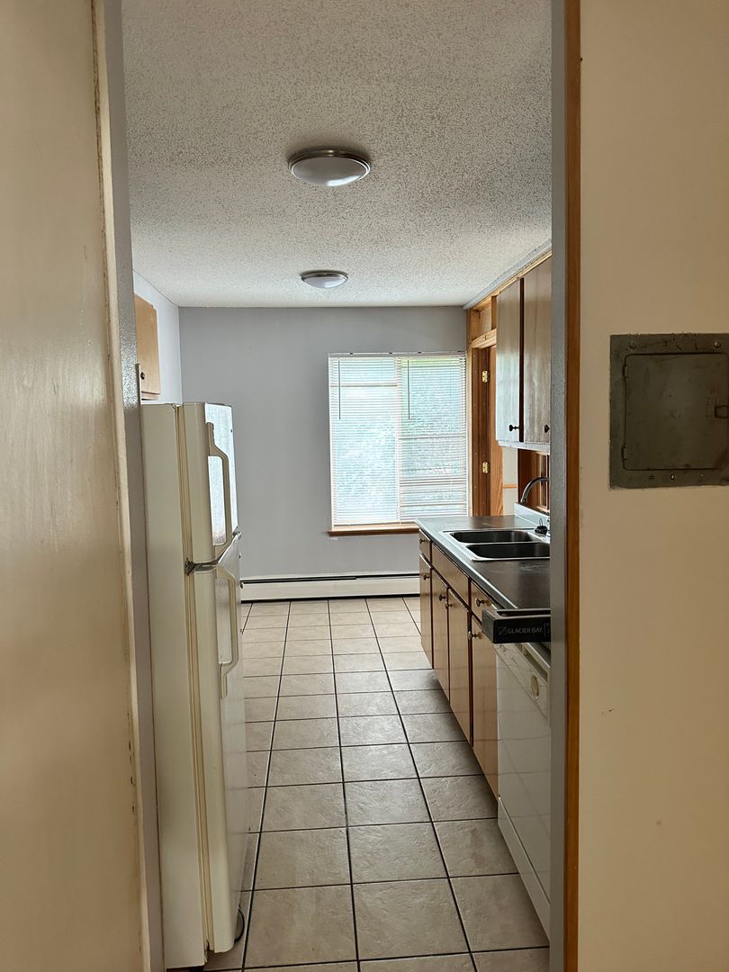 Minneapolis Apartment: 414 7th Ave SE