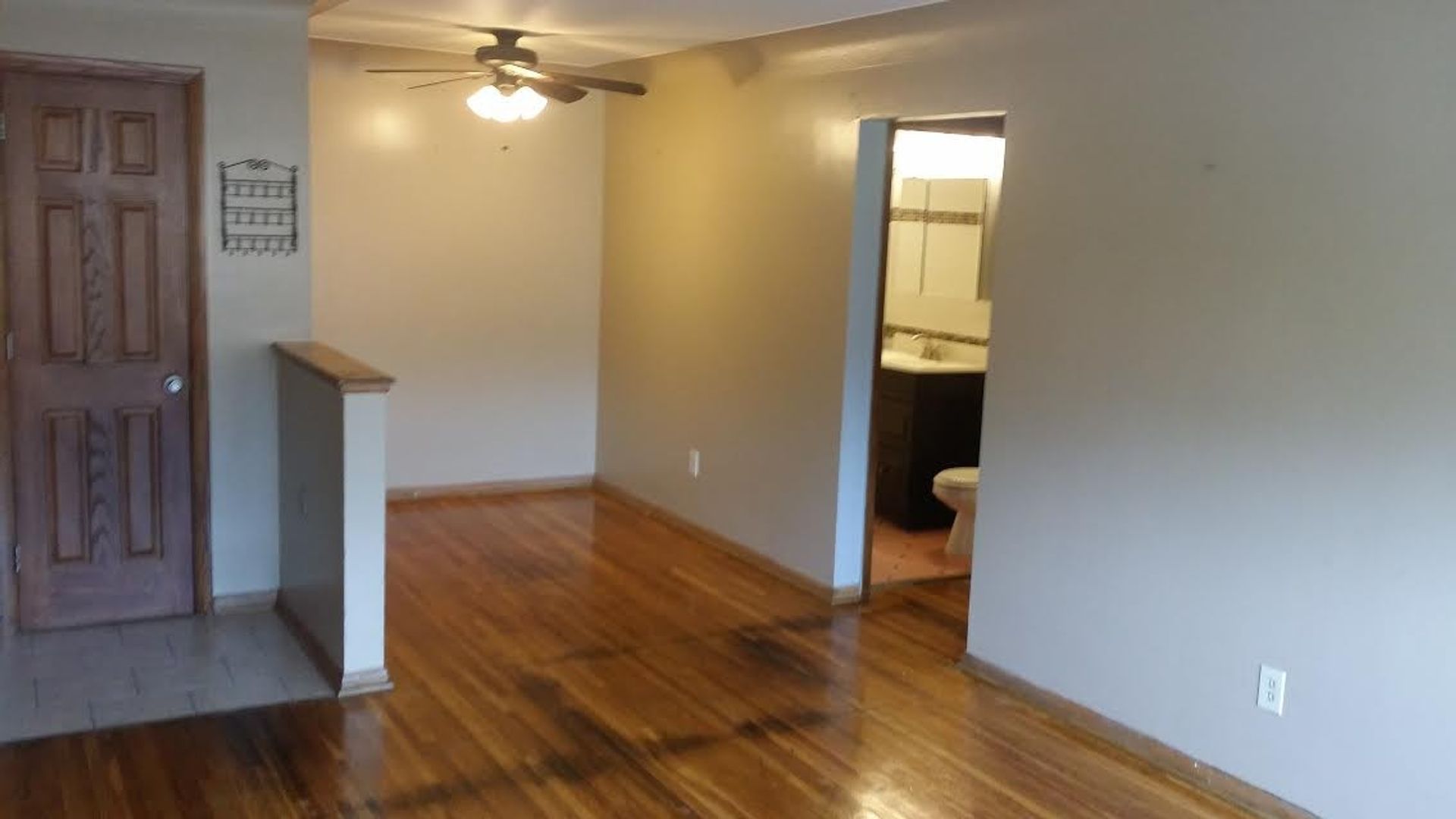 Minneapolis Apartment: 1823 Ulysses St NE