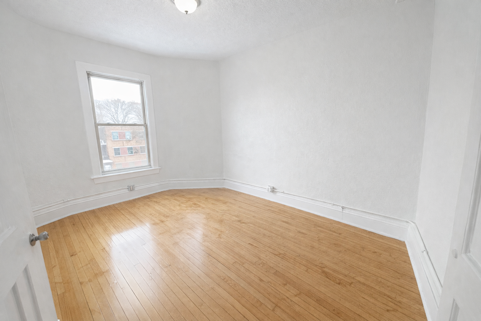 Minneapolis Apartment: 800 4th St SE