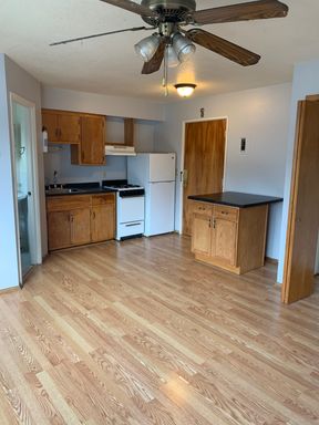 Marcy Holmes Studio Available September 1st – photo 1