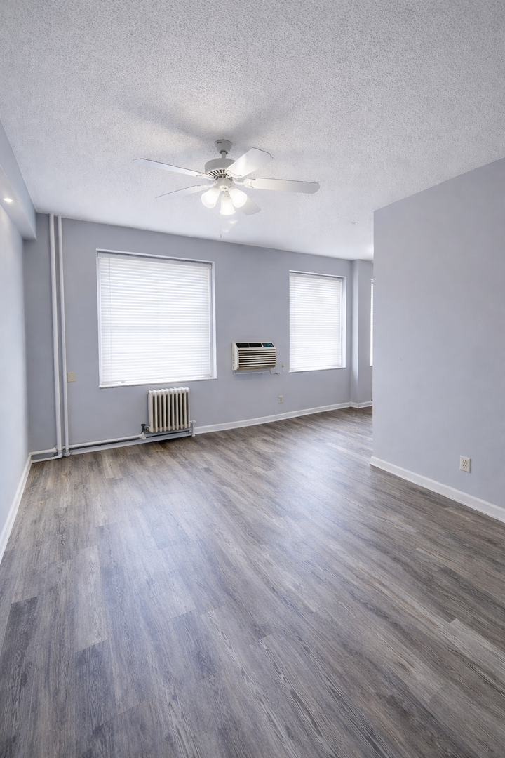 Minneapolis Apartment: 414 7th Ave SE