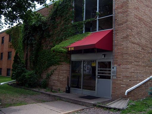 1 bedroom near U of M Campus- April 1st – photo 1