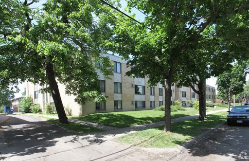 1 bed/1 bath unit located in West Bank – photo 1