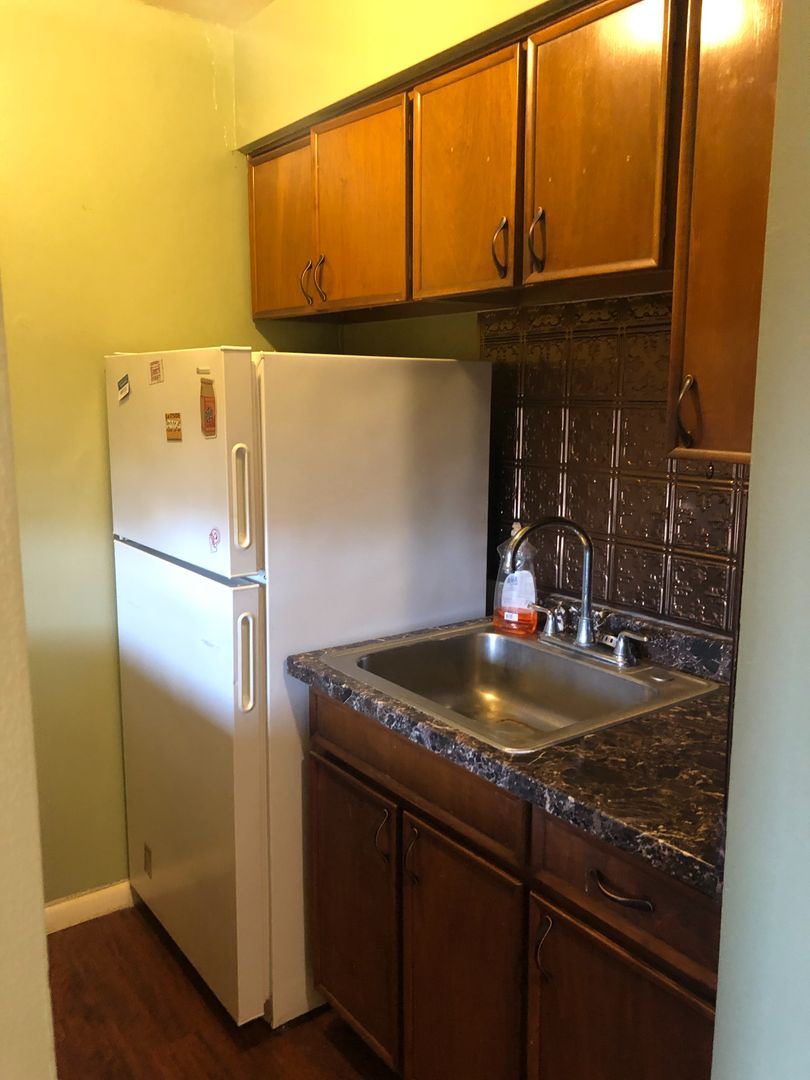 Minneapolis Apartment: 401 4th St SE