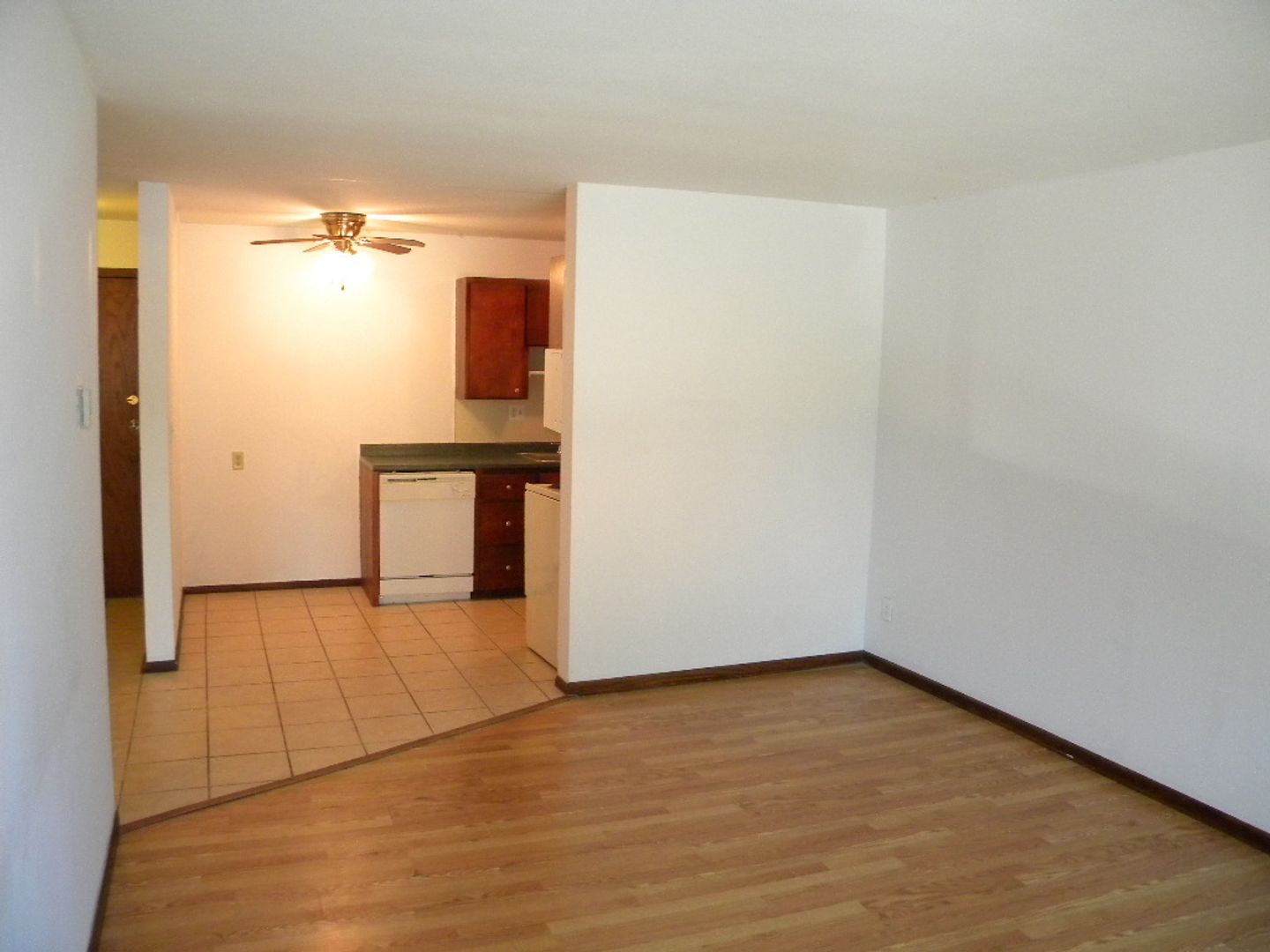 Minneapolis Apartment: 904-912 21st Ave S
