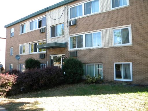 2 bedroom near the Quarry - July 1st Move In- Northeast. for more information or to schedule a tour! – photo 1