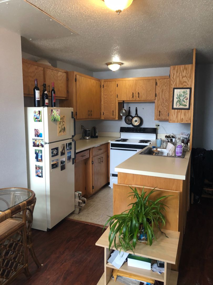Minneapolis Apartment: 414 7th Ave SE