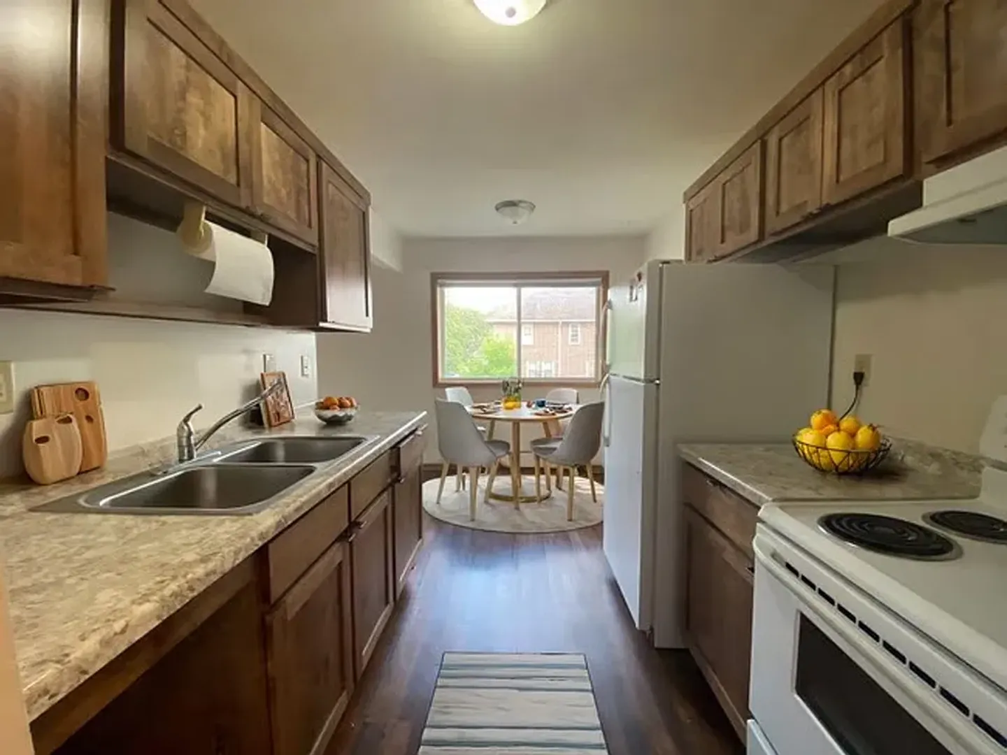 Minneapolis Apartment: 1117 7th St SE