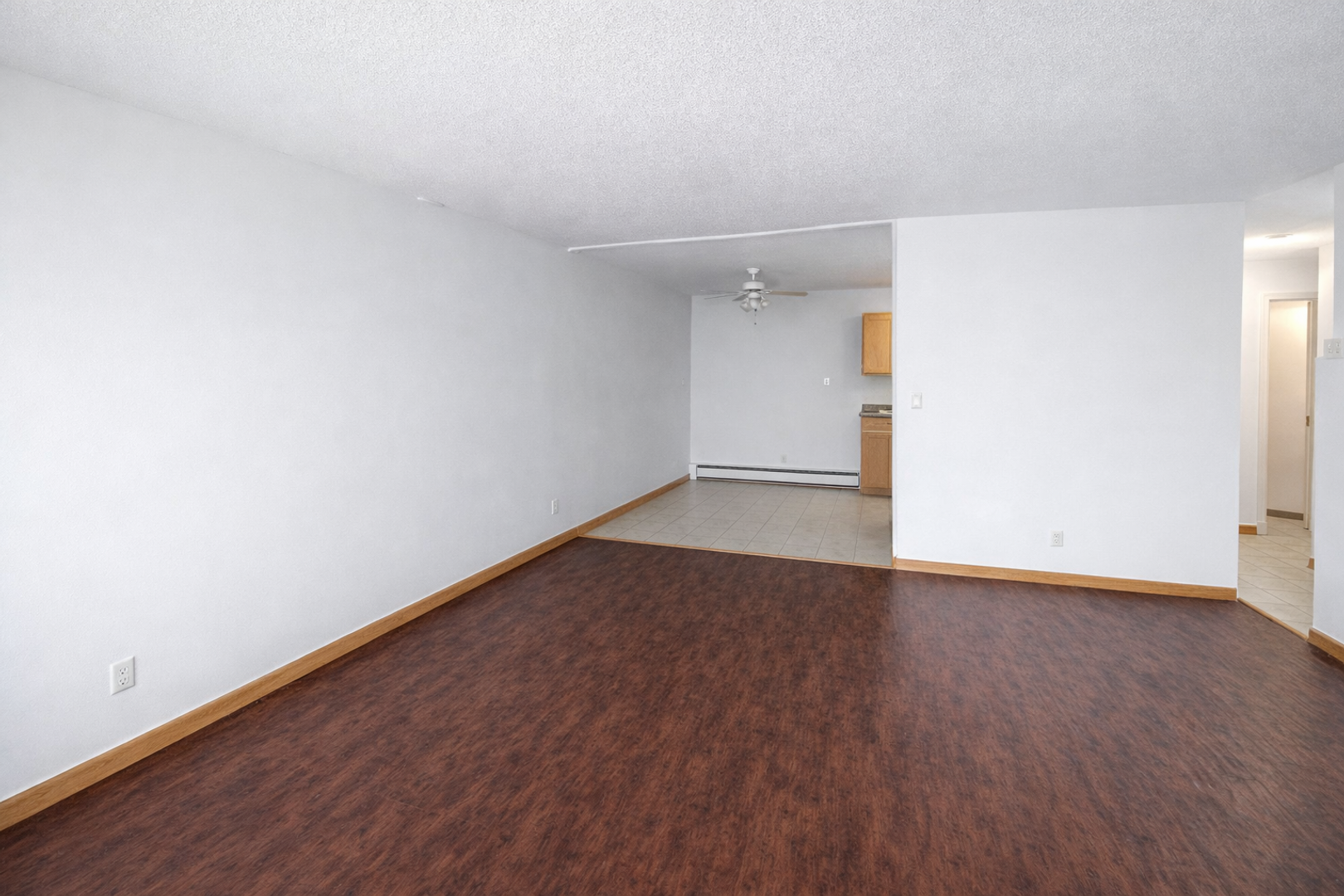 Minneapolis Apartment: 414 7th Ave SE