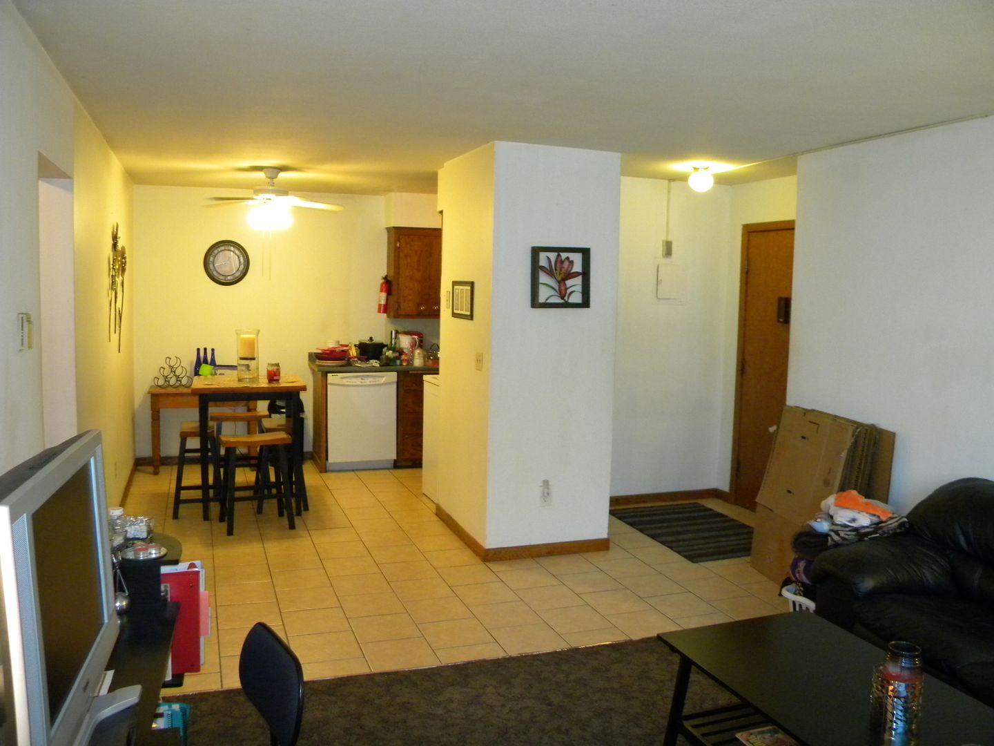 Minneapolis Apartment: 720 6th Ave SE