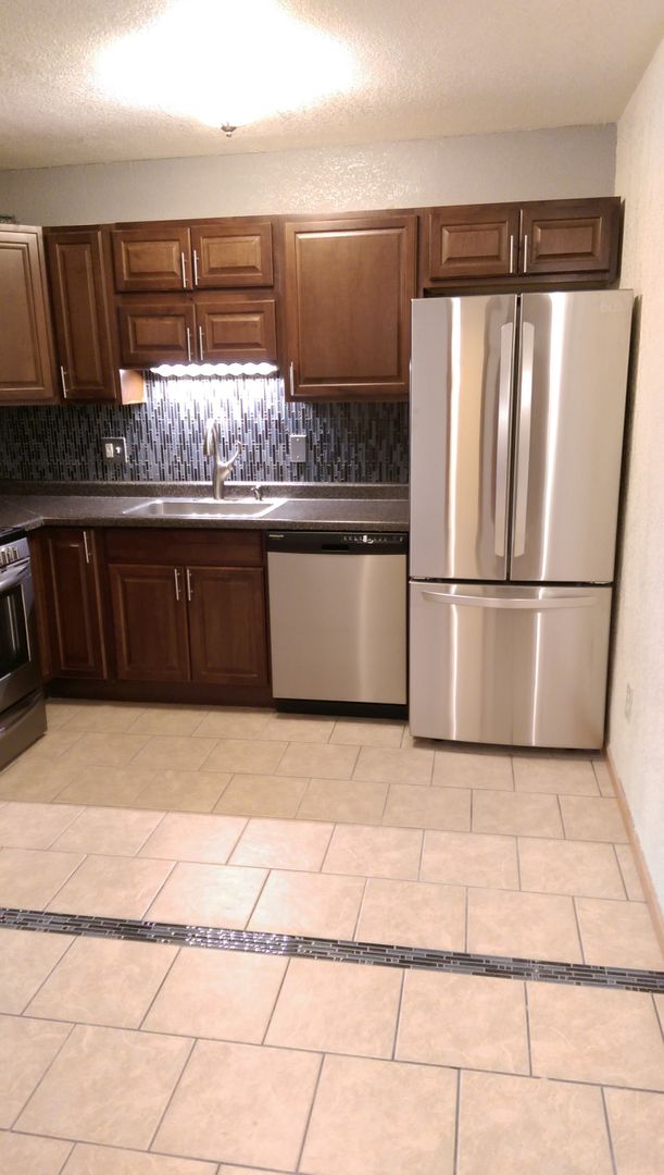 Minneapolis Apartment: 319 8th St SE