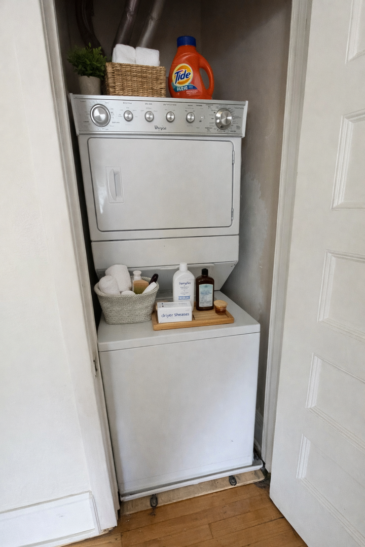 Minneapolis Apartment: 812 4th St SE