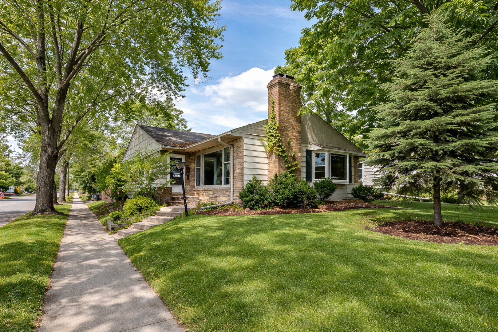 St. Paul House: 2177 Scheffer Ave