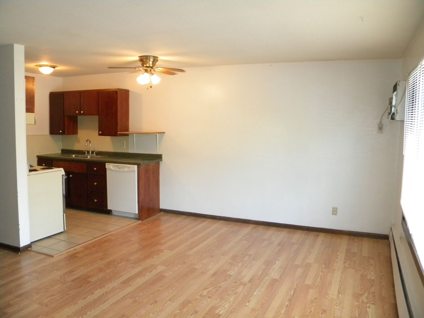 Minneapolis Apartment: 904-912 21st Ave S