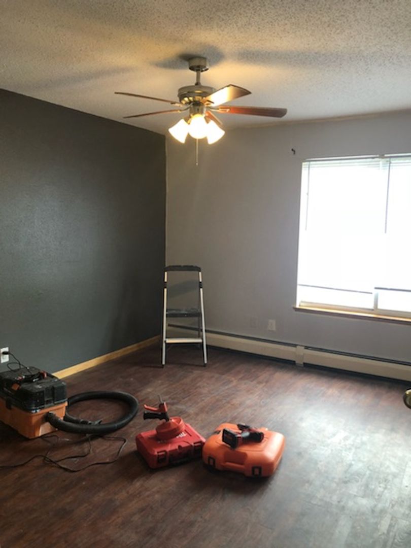 Minneapolis Apartment: 414 7th Ave SE