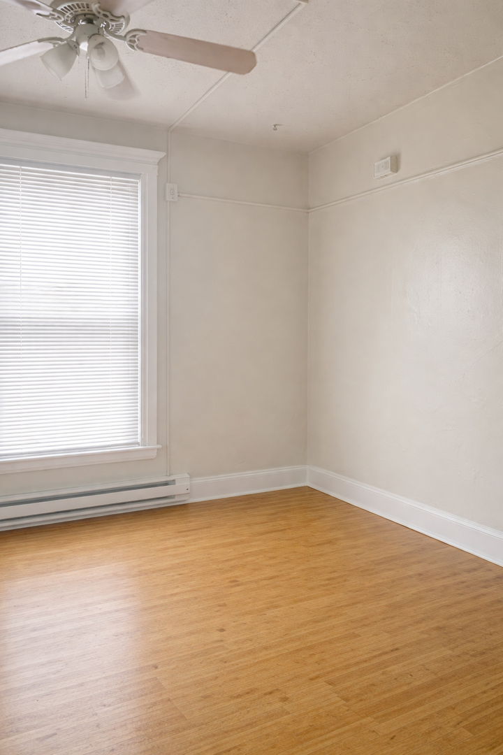 Minneapolis Apartment: 843 Summer St NE