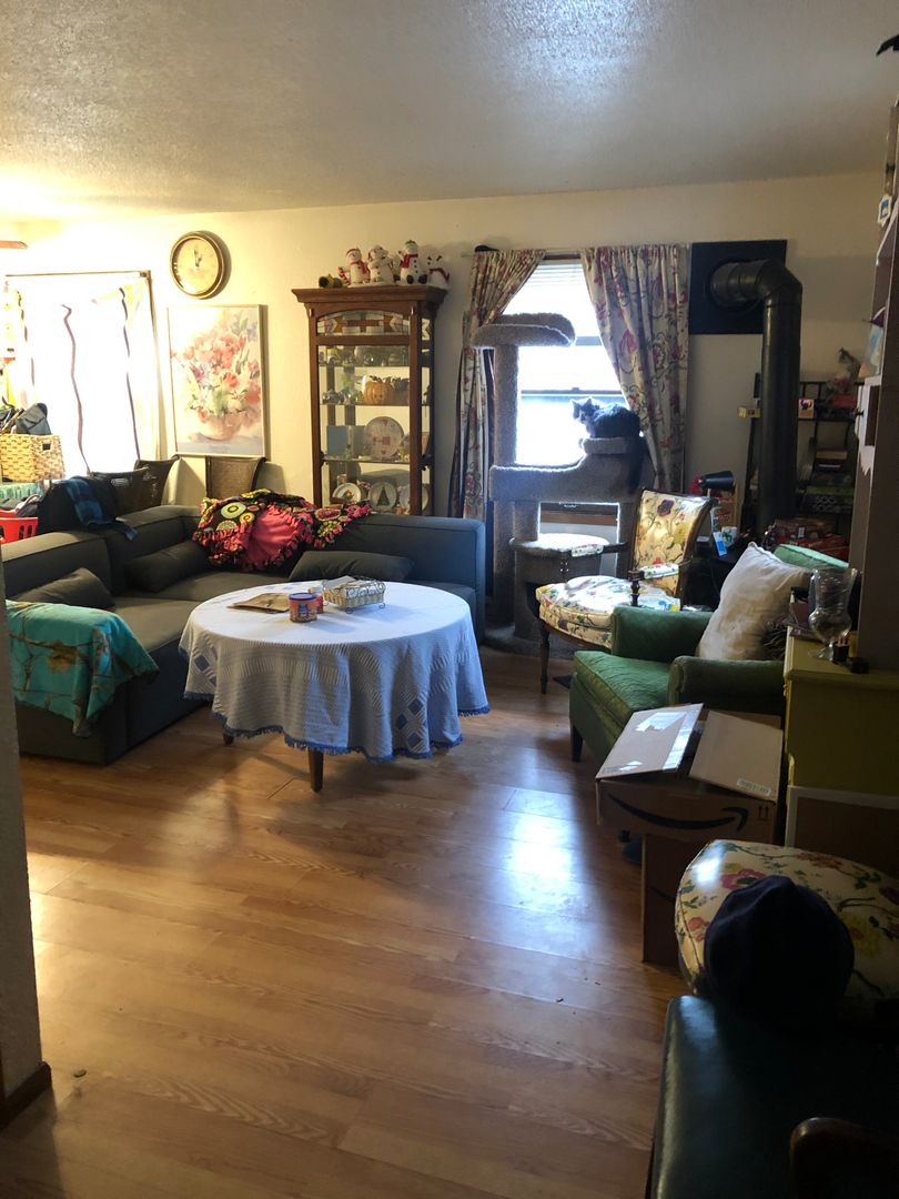 St Paul Apartment: 1146-48 Raleigh St