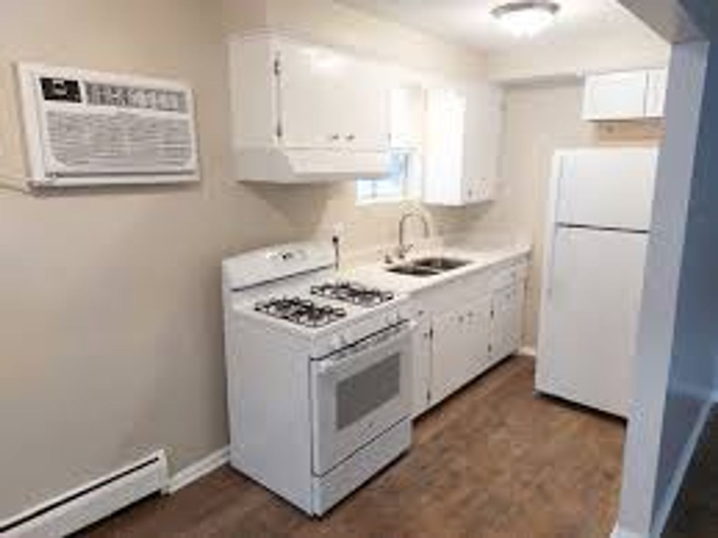 Minneapolis Apartment: 621 5th Ave SE
