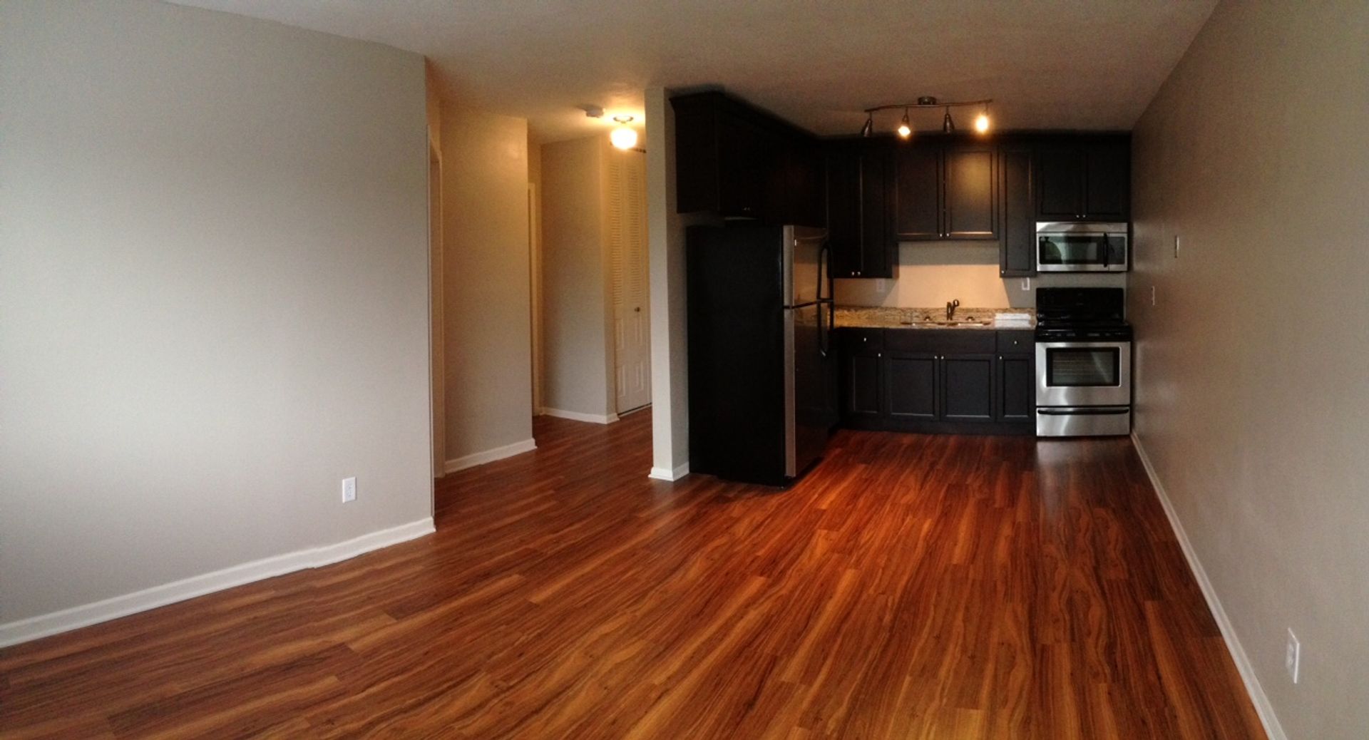 Minneapolis Apartment: 815 13th Ave SE