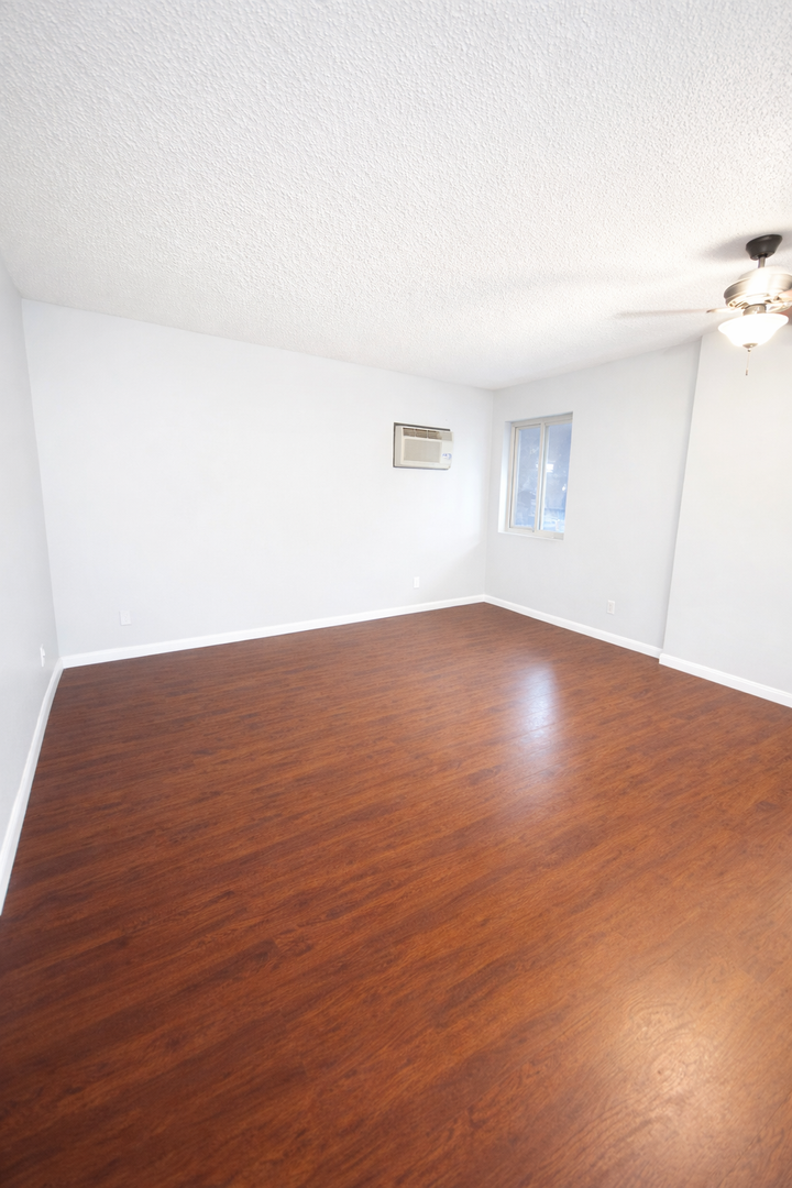 Minneapolis Apartment: 810 8th St SE