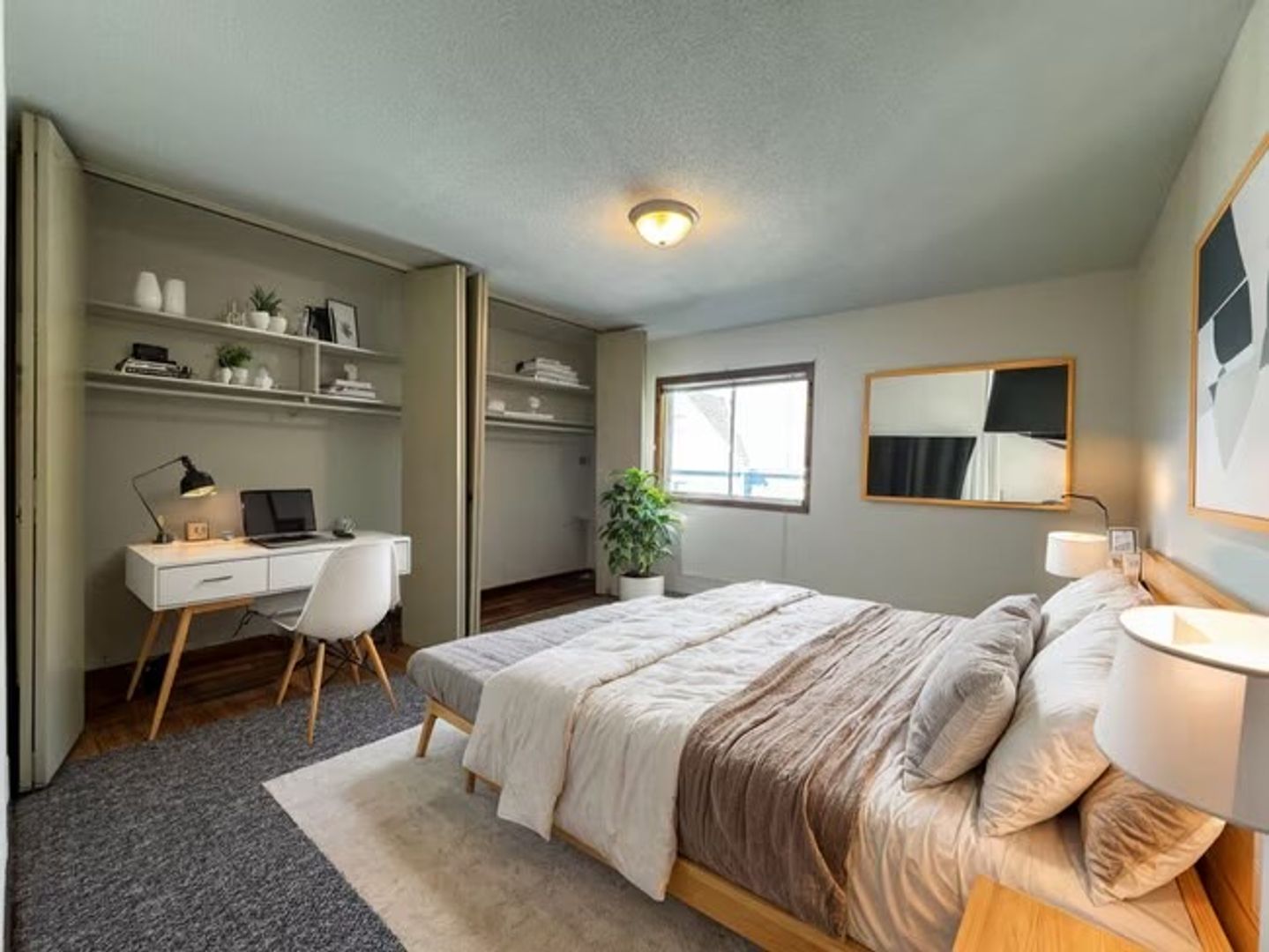 Minneapolis Apartment: 1117 7th St SE