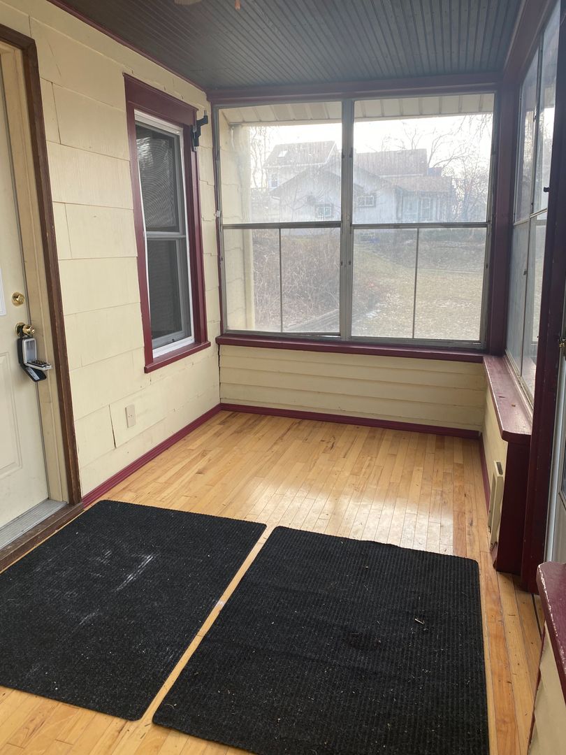 St. Paul House: 1468 Carroll Ave