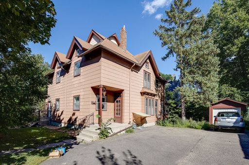 5 Bedroom / 2 Bath in Dinkytown available September 2026 – photo 1