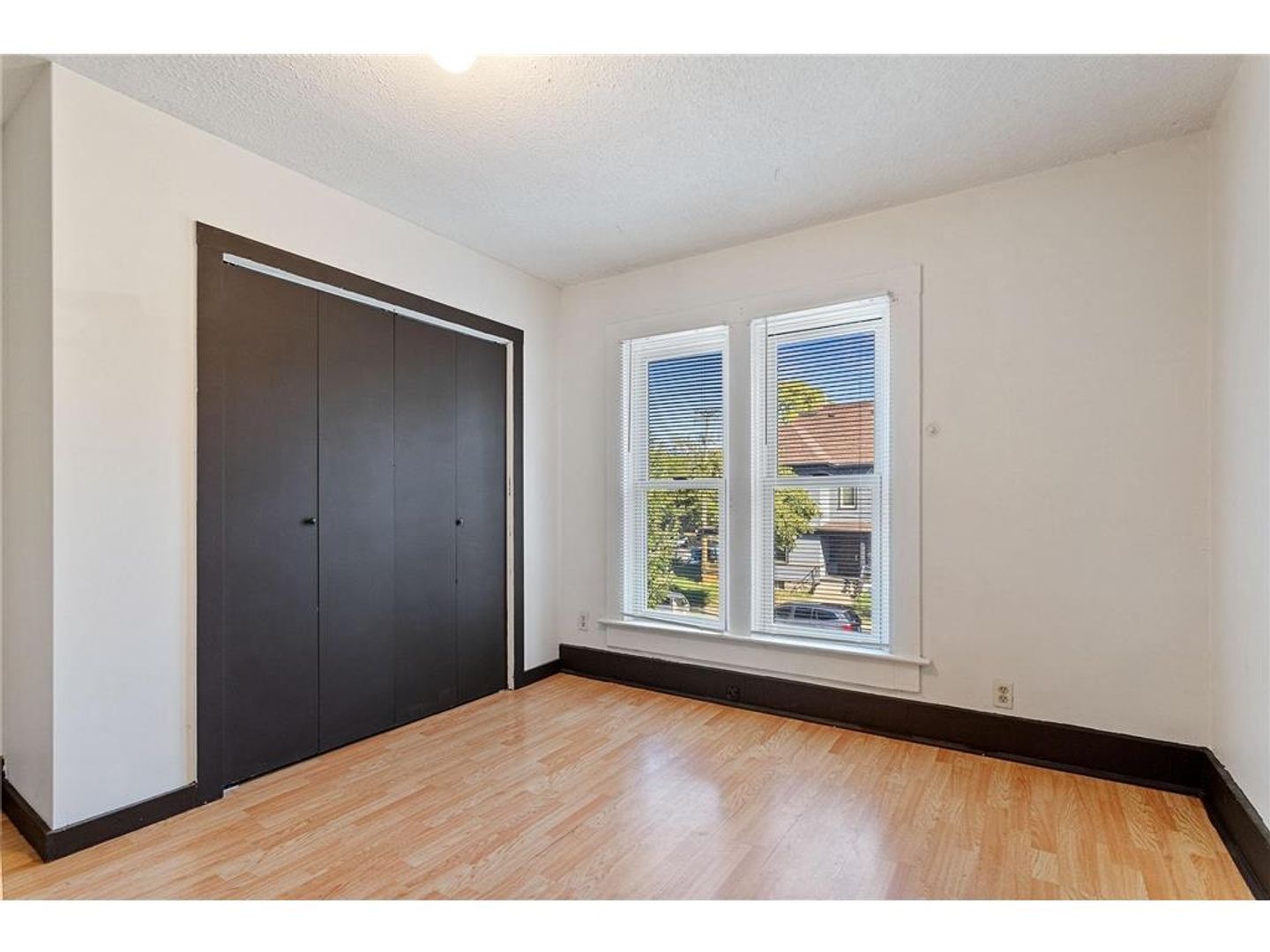 525 8th Ave Se 6 of 8