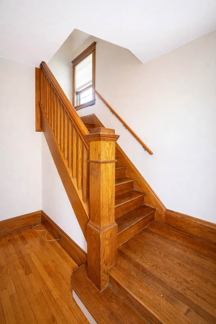 322 Pierce St 6 of 8