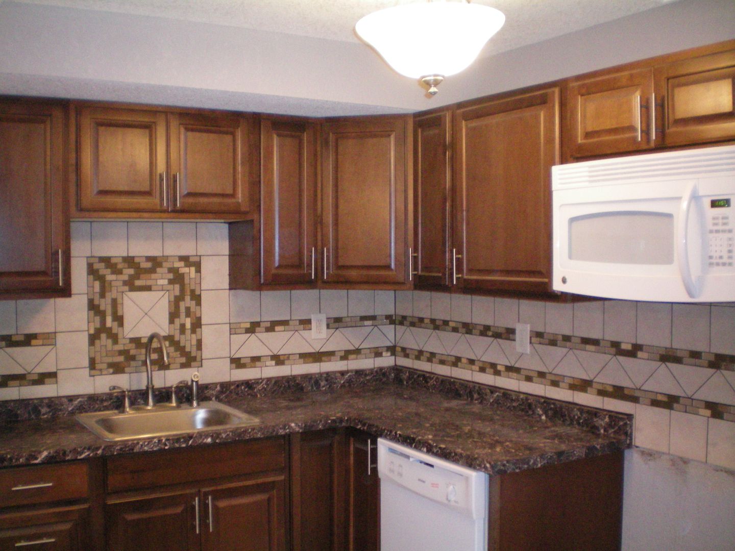 Minneapolis Apartment: 720 6th Ave SE