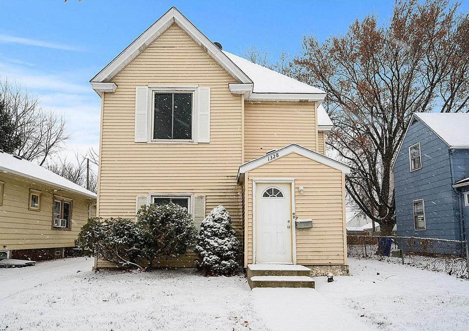 St. Paul House: 1328 Hewitt Ave