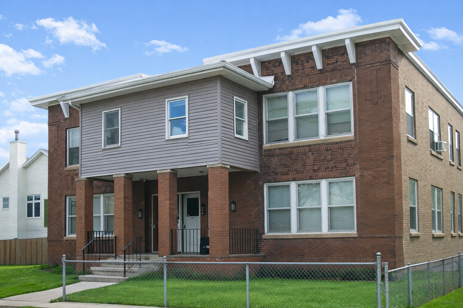 Minneapolis Apartment: 410 5th St NE