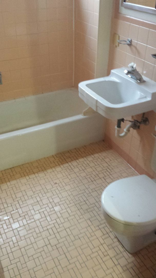 Minneapolis Apartment: 1823 Ulysses St NE