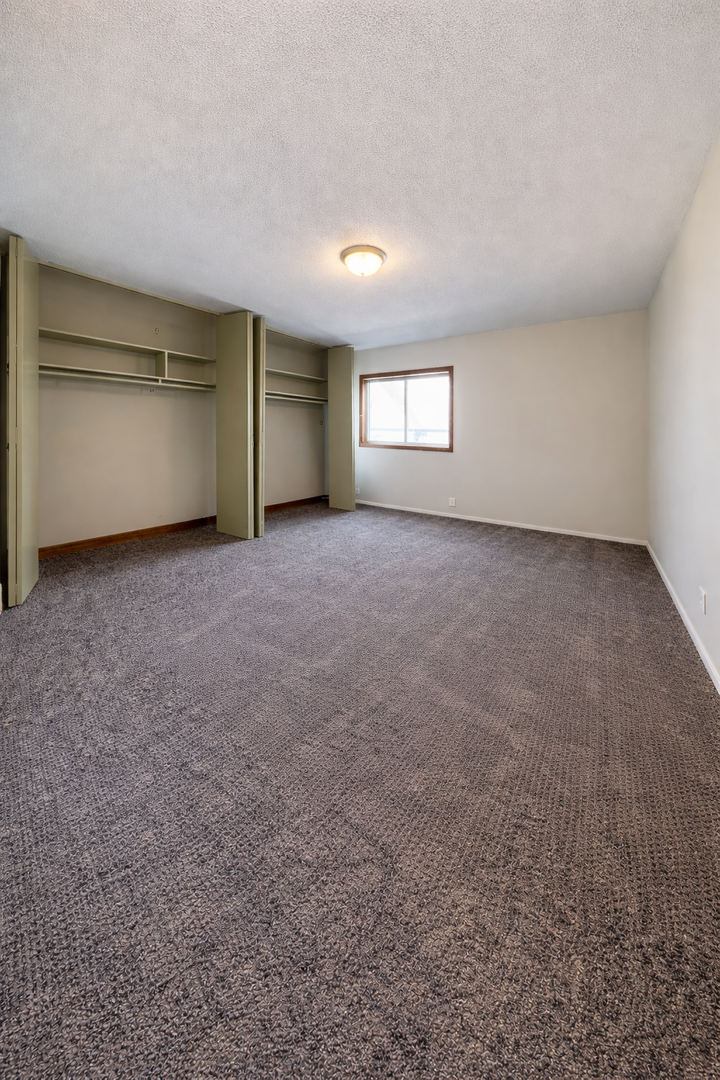 Minneapolis Apartment: 1117 7th St SE