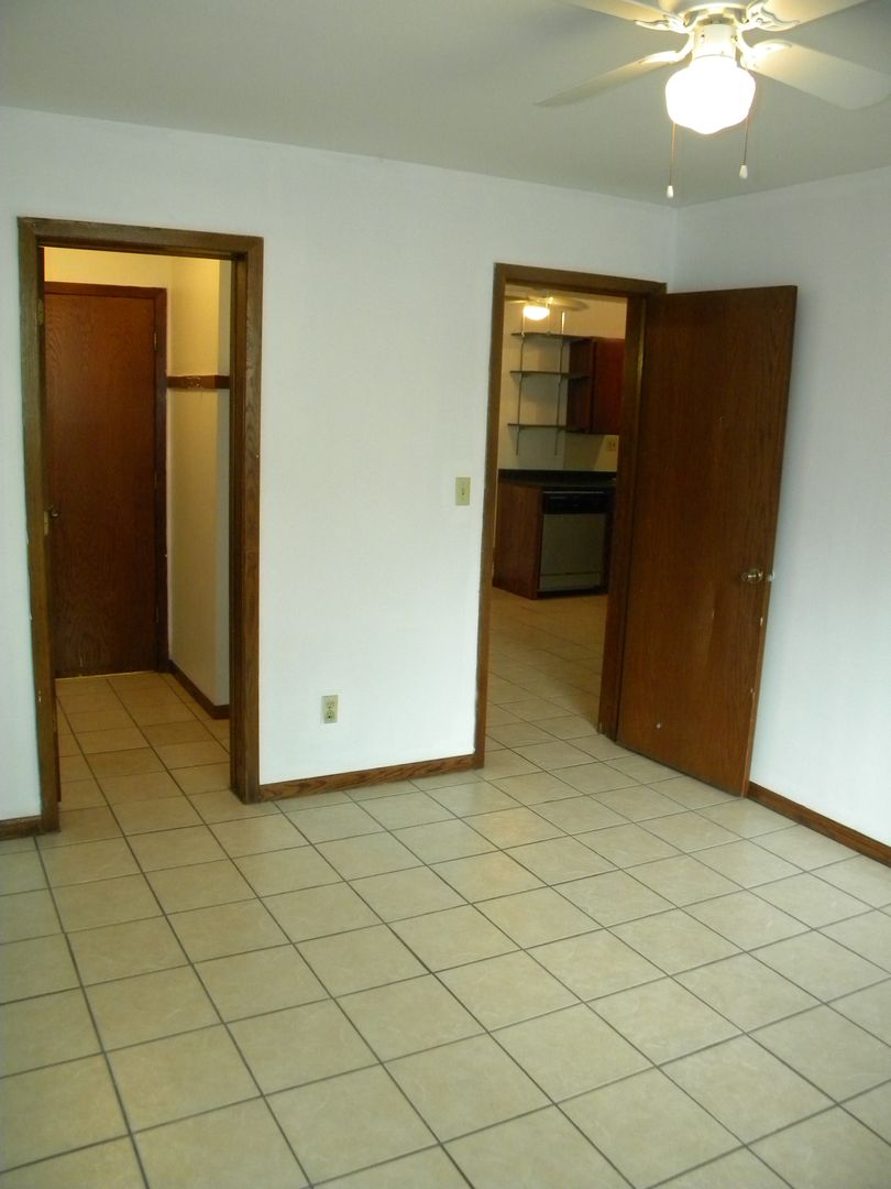 Minneapolis Apartment: 904-912 21st Ave S