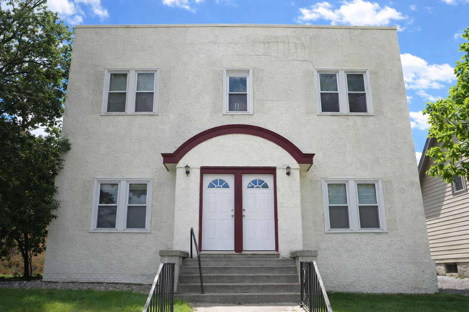 Minneapolis Apartment: 718 4th St SE