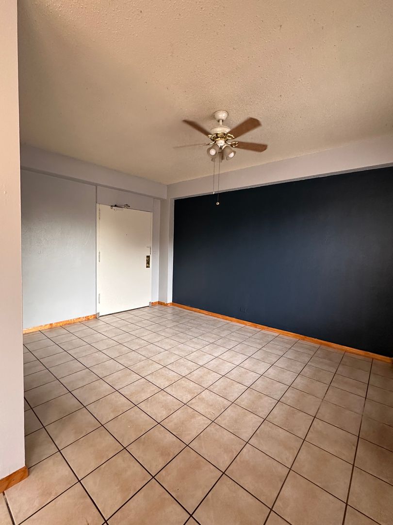 Minneapolis Apartment: 414 7th Ave SE