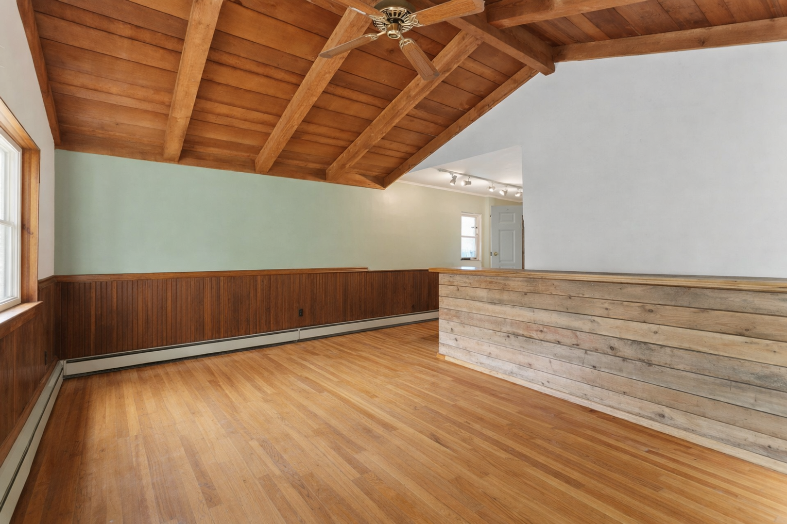 1468 Carroll Ave 2 of 8