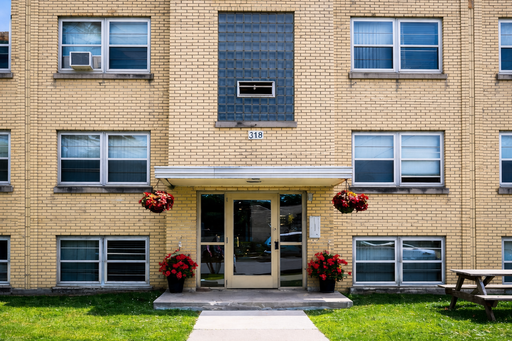 1 bedroom within blocks of UMN Sept 1st, 2026 move in – photo 1