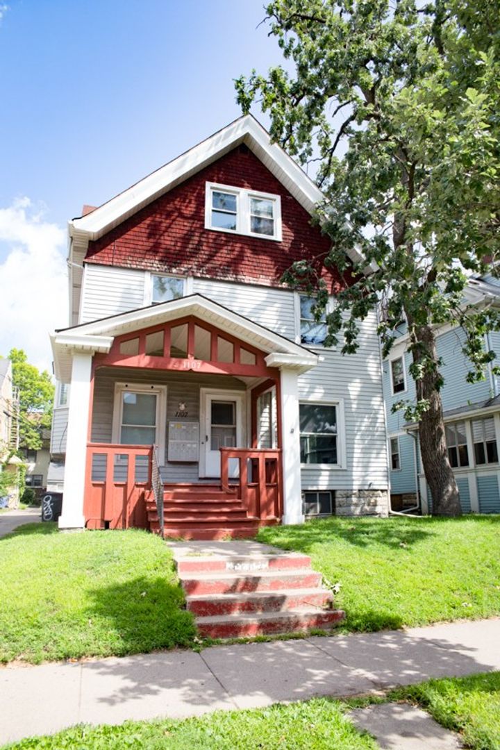 Minneapolis Apartment: 1107 4th St SE