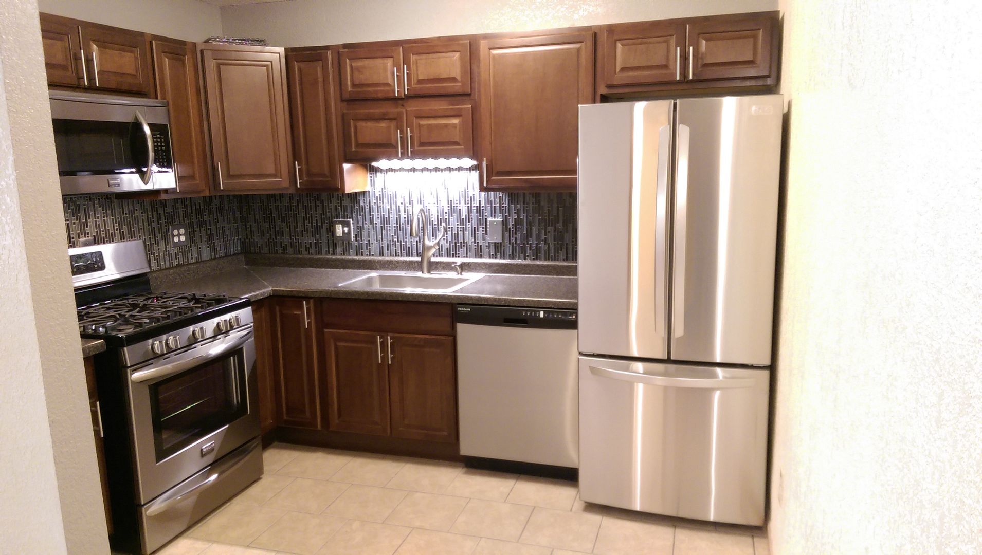 Minneapolis Apartment: 319 8th St SE