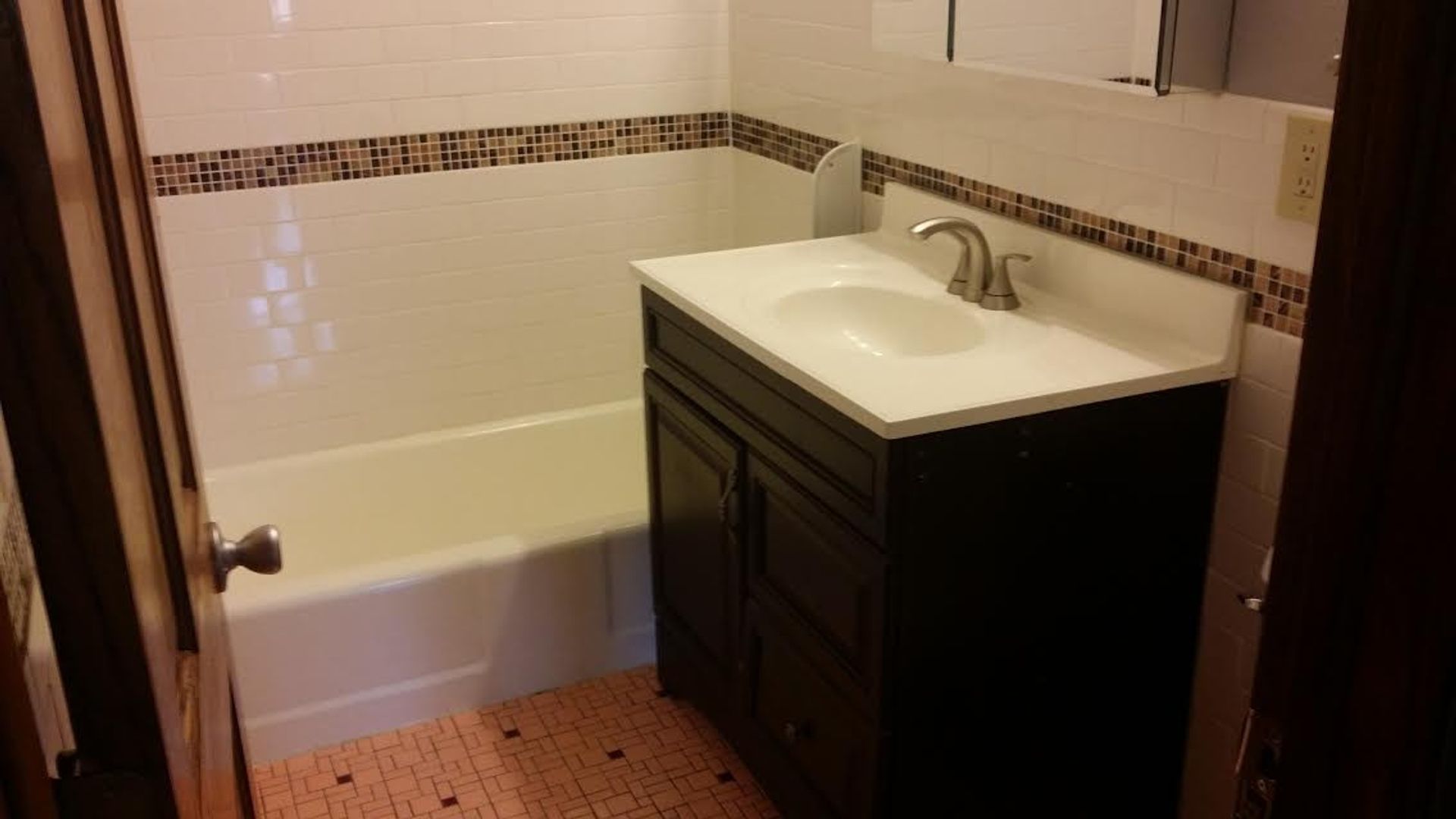 Minneapolis Apartment: 1823 Ulysses St NE