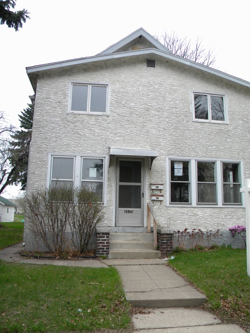 Minneapolis Apartment: 2635 California St NE